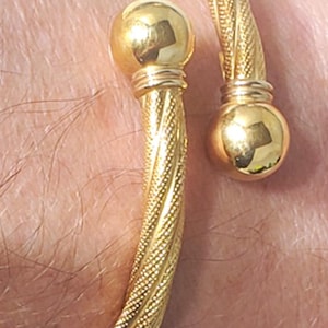 Vintage 18K Yellow Gold MODERNIST Italy Ball Terminals Hinged Bypass Bangle Lot