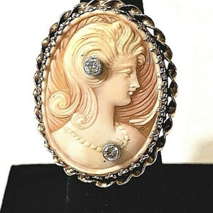 14K Statement High Basket Setting Shell Cameo Ring with 2 Diamonds Size 7