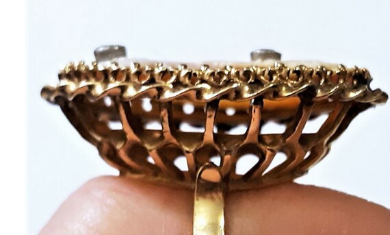 14K Statement High Basket Setting Shell Cameo Rin… - image 4