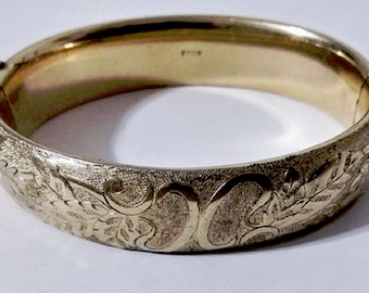 Antique Victorian Edwardian Gold Fill Repousse Leafy Design Bangle Bracelet
