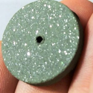 Cratex 7/8&quot; x 1/8&quot; w 1/16&quot; Arbor-Course Silikon-gummierte Polierscheiben 1 Stück