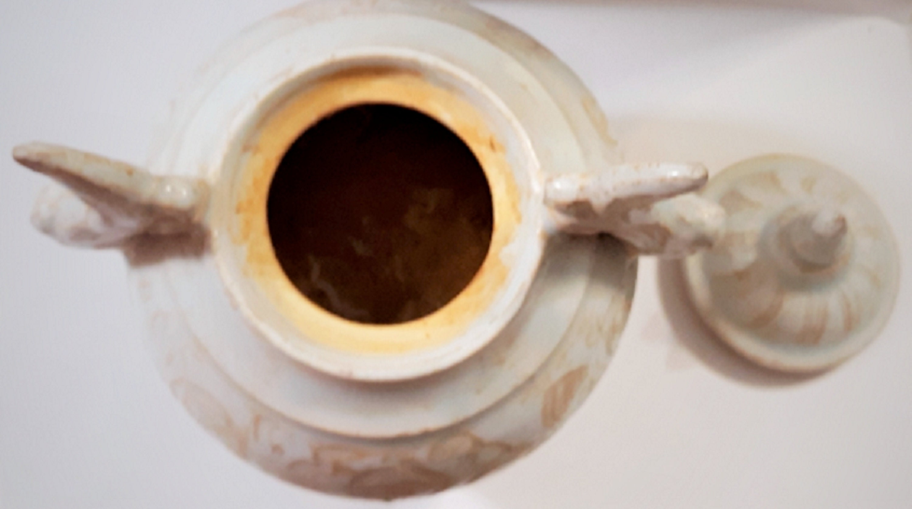 青白釉 陽透刻紋 蓋香炉 宋元時代 高さ約9.9cm 青白釉 陽透刻紋 蓋香炉