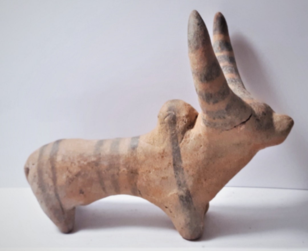 Ancient Indus Valley Harappa Mohenjo Daro Terracotta Zebu Bull Statue