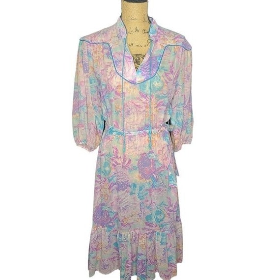 Vintage 1970s Stunning Pastel Purple Magical Fair… - image 1