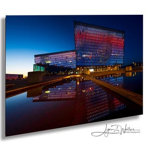 Sala de conciertos Harpa, Reikiavik, Islandia / Impresión artística / Lienzo / Acrílico / Metal / Fotografía