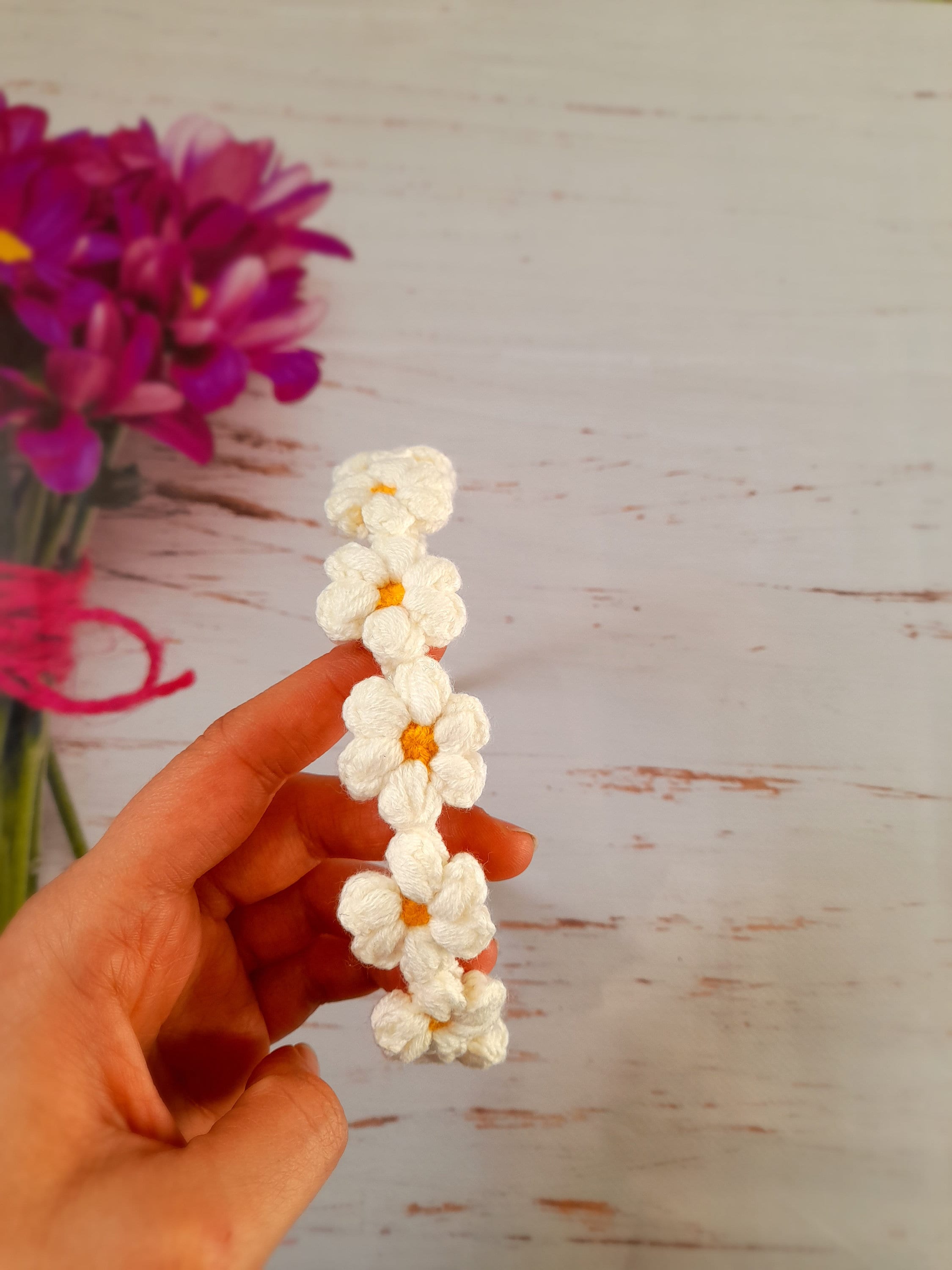 White - Handmade Crochet Tik-Tak Hair Clip (Set of 2) 01 main image 1