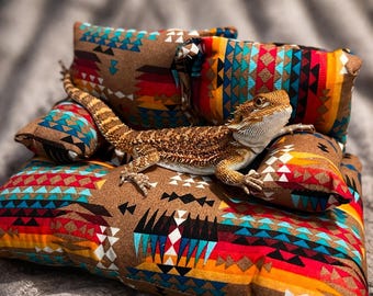 Bearded Dragon Couch | Custom Reptile Bed | Small Pet Sofa | Hedgehog, Lizard, Guinea Pig Bed | Handmade & Washable