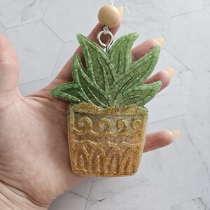 Plant car freshener, succulent, succulent car freshener, potted plant