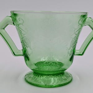 Vintage 1930s | Hazel Atlas | Florentine | No. 2 Sugar Bowl | Lime Green | Depression Glass / Uranium (Fever) Glass | Glowing Glassware