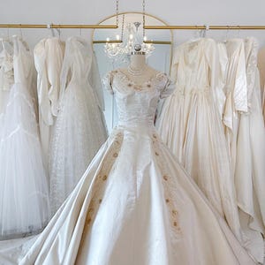 1950s Designer Vintage  Bianchi  Wedding Dress Ball Gown - Champagne Silk , Chantilly Lace, beaded pearls  . Fully washed and ready-to-wear