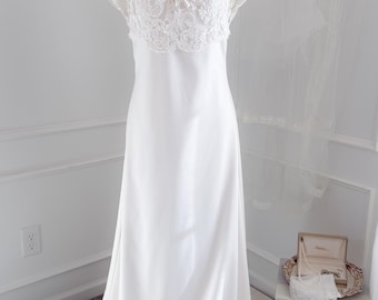 1970s  Vintage Wedding Dress ,  Embroidered Lace, Sweep Train, professionally cleaned and ready to wear