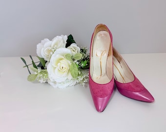 1960s Pink Suade Vintage Pumps | Vintage Day Shoes | Mid-Century Pumps | Vintage Photoshoot Shoes | Size 6