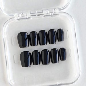 Solid Schwarz Glänzende Nägel | Handgefertigte Presse auf Nagel Set | Schlanke minimalistische Alltagsnägel