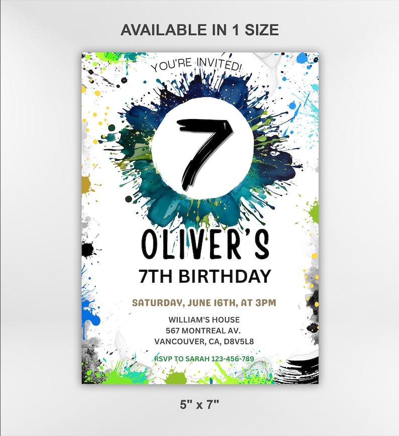 Puede incluir: Una invitaci&oacute;n de cumplea&ntilde;os blanca de 12,7 cm x 17,8 cm con salpicaduras de pintura coloridas. La invitaci&oacute;n dice "You're Invited!" y presenta el n&uacute;mero 7 en un c&iacute;rculo blanco. El texto dice "Oliver's 7th Birthday".