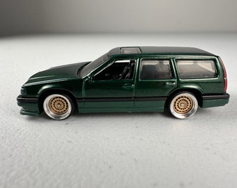 Volvo 850 Estate wagon Hot Wheels (Modified w/ 2 PCs wheels + rubber tires)