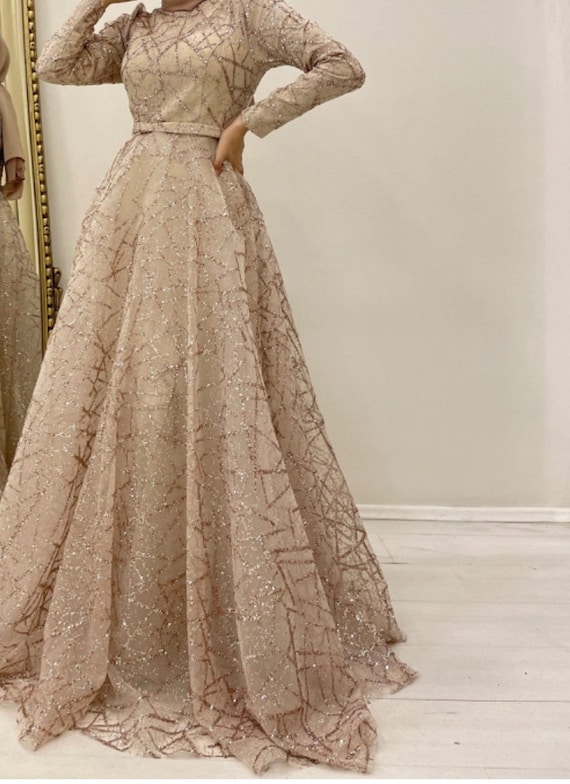 green emerald velvet dress Royal Nikkah Dress for Bride in Traditional Pishwas Style  Nameera by  Farooq