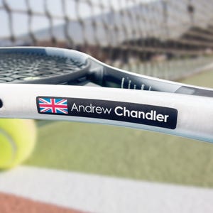 10 pegatinas para raquetas de tenis, pegatinas para raquetas, pegatinas con nombre para tenistas, regalo para tu marido, regalo para tu novio, etiqueta antirrobo, bandera con nombre.