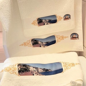 Gift idea, elegant personalized towels, face and guest towel sets, with images of Genoa, Pegli, Camogli, Rapallo Rapallo