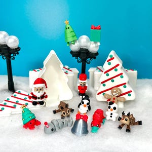 Christmas 2024, 3D Printed Mini Christmas Tree container with opening lid, Christmas gift for family, 3D printed Christmas minis, Fidget toy