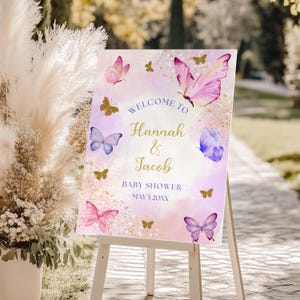 Panneau de bienvenue modifiable pour baby shower papillon, panneau de jardin de papillons pour la fête, modèle imprimable papillons or rose violet, BTF1