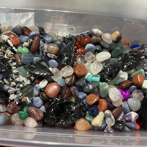 Crystal Confetti Scoop, oddity mystery scoop,Lucky Crystal Dip, Surprise Mix,Mystery Stones,Bracelets, Necklaces, Witches Scoop, Magical Mix