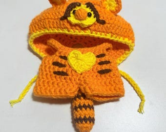 Conjunto de tigre de ganchillo para muñecas de 15 y 17 cm. Se adapta a objetos coleccionables de pie y sentados.