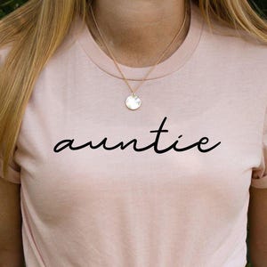 Chemise tante, cadeau pour soeur, cadeau de Noël pour tante, chemise future tante, future chemise tante, chemise cool tante, t-shirt famille, t-shirt nouvelle tante