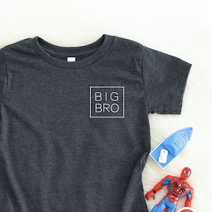 Big Bro Pocket TShirt, Big Brother Minimalist Shirt, Pregnancy Announcement, New Baby Announcement, Cute Big Brother, New Big Brother Tee