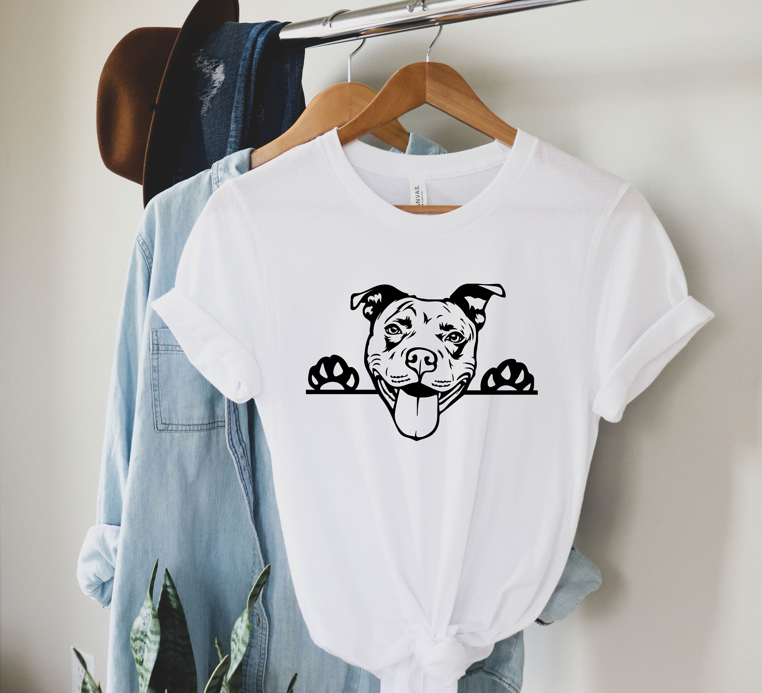 Pitbull Lover Shirt, Pitbull Owner Gift, Dog Mom shirt, Pitbull Mom Tees, Pitbull Portrait Shirt, Cute Animal T-Shirts, Animal Lover Shirts