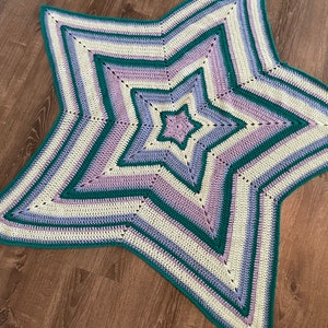 Smaller Crochet star blanket