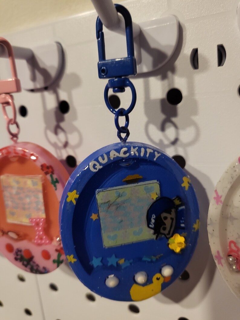 MCYT QSMP Egg Tomagatchi Shaker Charm Keychain Etsy