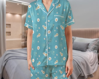 Conjunto de pijama de satén con estampado de margaritas primaverales: pijama floral azul verdoso para mujeres y niñas.