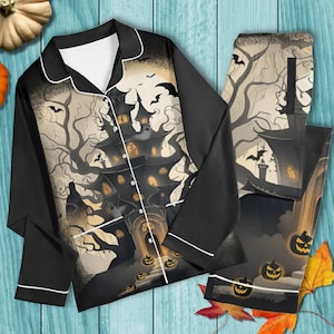 Haunted Mansion Unisex Pajama Set | Ghost Loungewear, Family Halloween Pyjamas, Spooky Bach Pjs, Cotton Sleepwear, Halloween Gift for Him