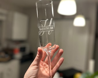 Aangepaste geëtste champagne fluit huwelijksverjaardag bruids geschenk