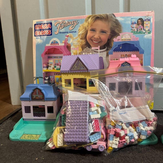 1995 Vintage Mega Bloks Ritvik Fantasy Shopping Avenue Playset 80