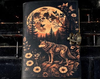 Diario de Lobo de Cuero: Libro de las Sombras hecho a mano, Grimorio Gótico