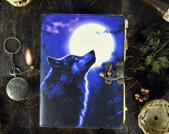 Embossed Wolf Leather Journal: Vintage Book of Shadows Grimoire