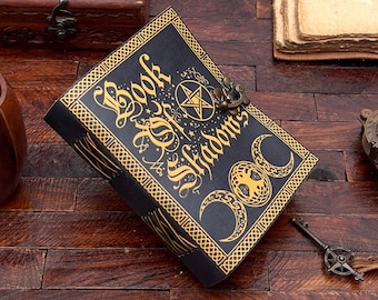 Libro de las Sombras en Cuero: Grimorio Celta - Libro de Hechizos en Blanco