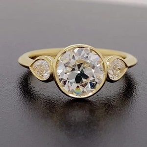 3 CT Crushed Ice Moissanite Ring: Solid Gold Halo Engagement Ring