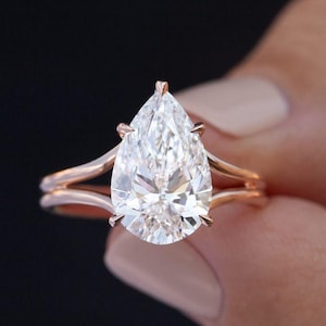 Ice Crushed Moissanite Pear Cut Engagement Ring: Dual Shank Gold Ring