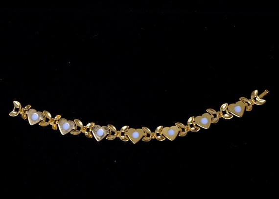 Avon Bracelet Hearts Gold Tone with Pearl Vintage - image 3