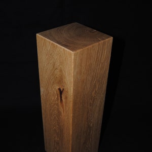 High-quality oak wooden block, wooden cube, plant stand, decorative column, 10 x 10 cm, planed, finely sanded, oiled