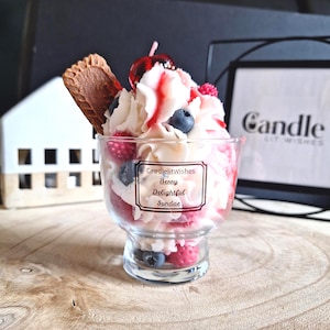 Strawberry Sundae Dessert Candle: Candyfloss Scented Soy Wax
