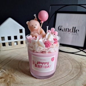 Geburtstags-Dessertkerze: Handgemachte Sojawachskerze mit Teddybär