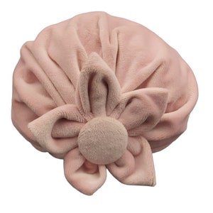 Baby velvet turban hat in dirty pink color, super comfort and stylish.
