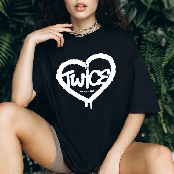 TWICE 5th World Tour READY TO BE US Heart T-shirt