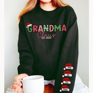 Custom Grandma Claus Christmas Sweatshirt with Grandkid Names Personalized Gigi Christmas Sweatshirt Nana Christmas Gift Mimi Est Sweatshirt