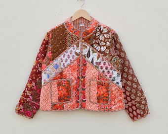 Giacca patchwork trapuntata: cappotto reversibile in cotone con motivo floreale boho