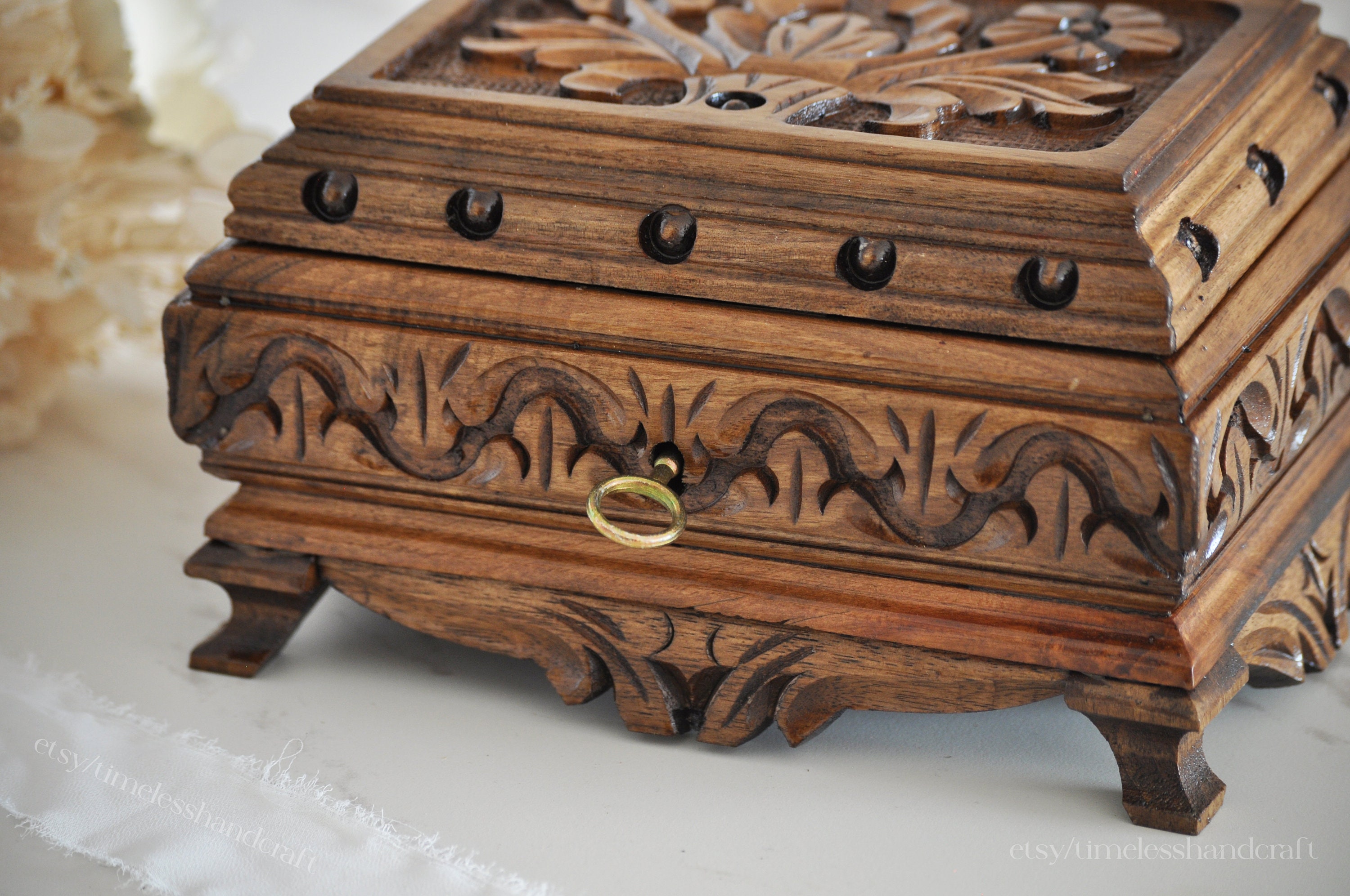 Grande cofanetto portagioie con serratura segreta e chiave, scrigno portagioie in legno con serratura, cofanetto in legno inciso a mano, scrigno del tesoro in noce, scatola dei ricordi a puzzle