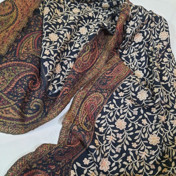 Vintage Long embroided Dupatta Stole Pure Woolen … - image 1